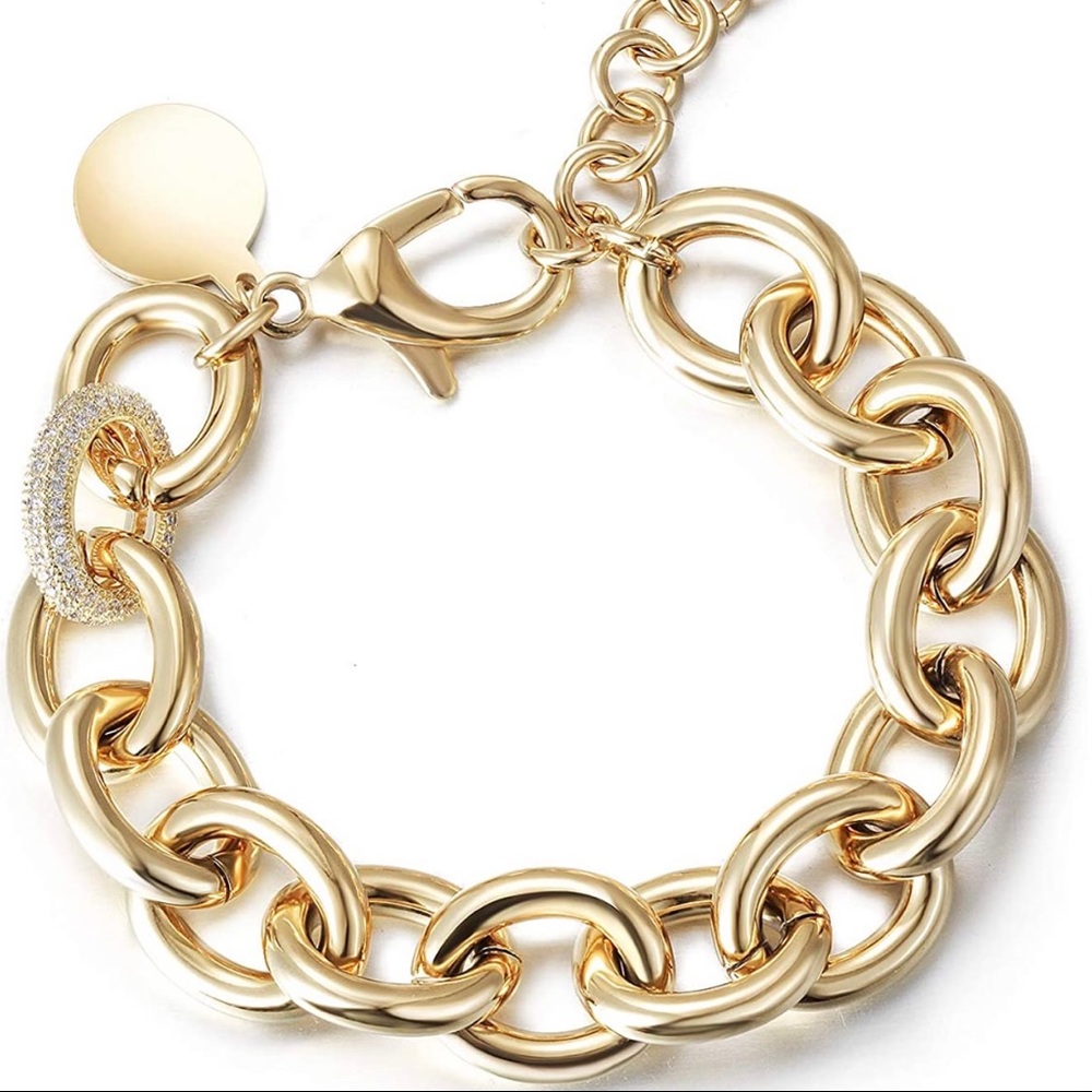 Gold plated link bracelet.